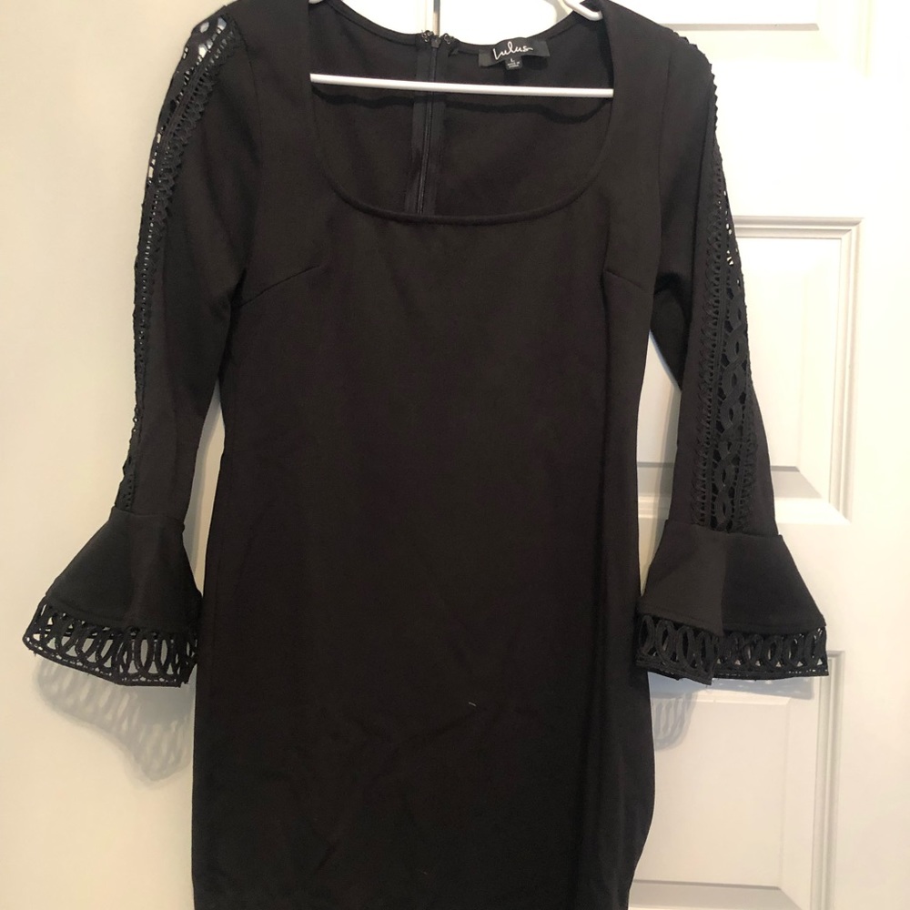 Black bodycon long sleeve dress